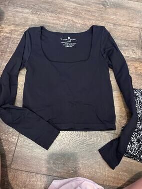 Spiritual gangster top
